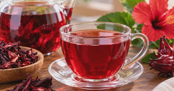 Huyết áp cao: Sau bữa tối, thử một tách trà này