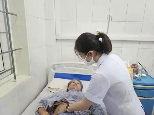 Hy hữu: Hai vợ chồng cùng nhập viện cấp cứu vì bị nhồi máu cơ tim