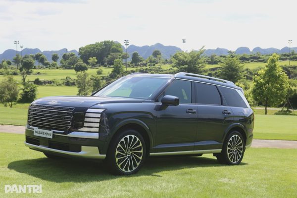 Hyundai Palisade Hybrid chốt giá từ 1,499 tỷ đồng tại Việt Nam