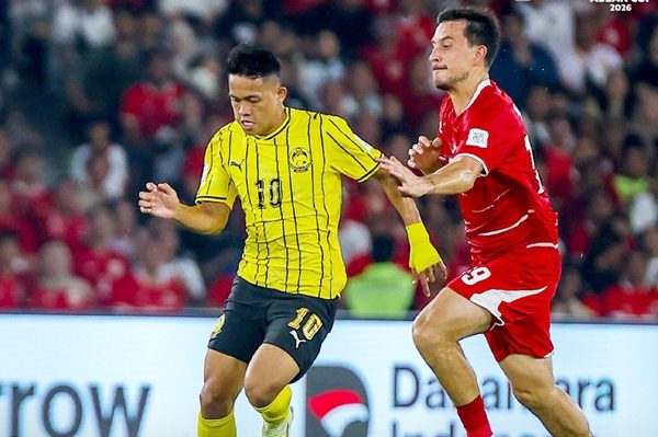 Indonesia hòa vất vả Malaysia do chơi thiếu người