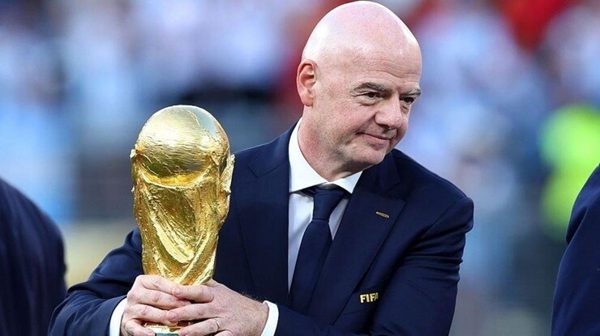 Infantino quyết bám trụ tới cùng ghế chủ tịch FIFA