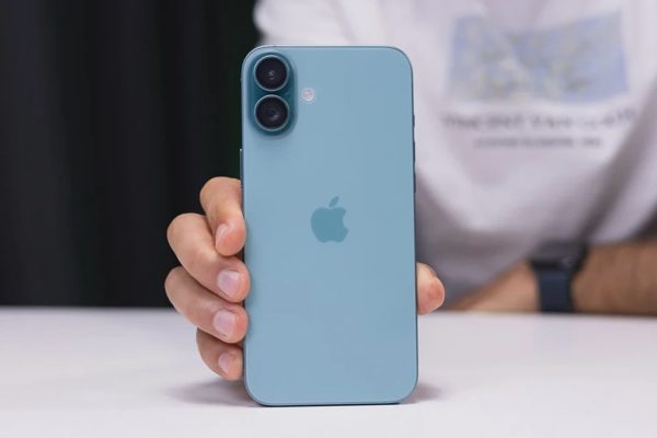 iPhone 16 Plus đếm ngược ngày rời kệ hàng tại Việt Nam