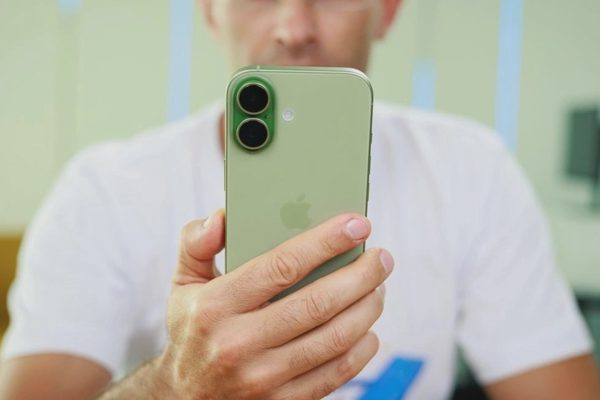 iPhone 17 tăng giá trước ngày iPhone 18 Pro Max ra mắt