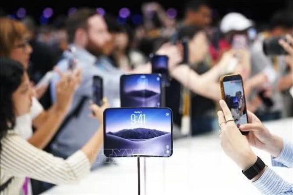 iPhone có thể tự khóa khi phát hiện bị giật khỏi tay