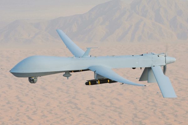 Iran bắn hạ UAV 4,5 triệu USD của Mỹ, Hội đồng Bảo an họp khẩn về eo Bab al-Mandeb