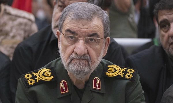 Iran cảnh báo láng giềng trả giá đắt nếu tham gia chiến tranh kinh tế