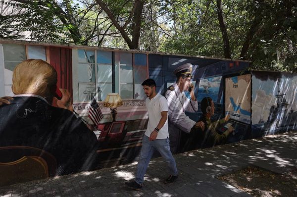 Iran cố kéo dài thế bất lợi cho Tổng thống Trump trước bầu cử giữa kỳ Mỹ