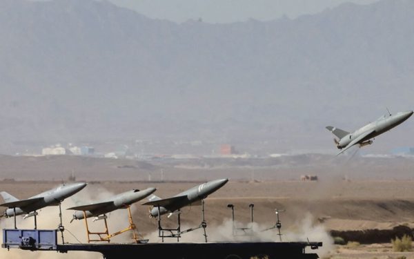 Iran công bố chương trình drone mới, nâng cấp drone Arash lên đầu đạn 100kg