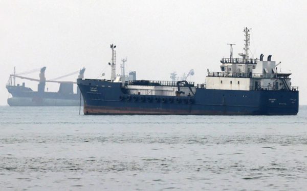 Iran đề xuất mở lại eo biển Hormuz nếu Mỹ dỡ bỏ phong tỏa hải quân