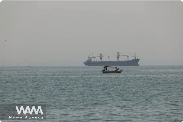 Iran dọa đánh vào lợi ích kinh tế của Mỹ