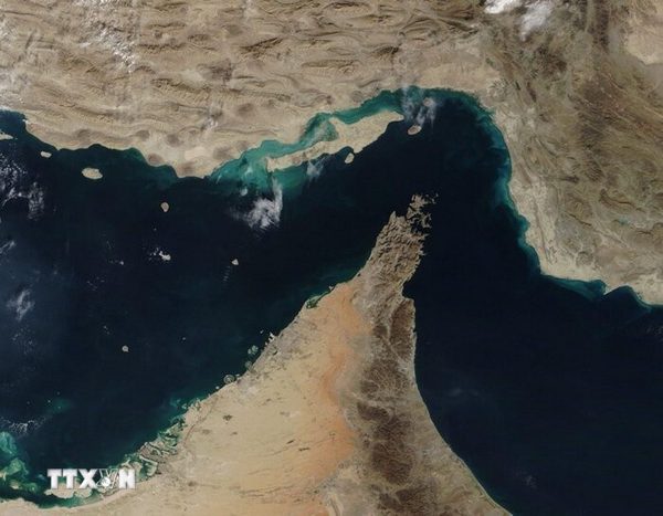 Iran lập vùng hạn chế hàng hải gần eo biển Hormuz