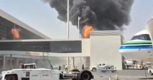 Iran lên tiếng sau khi Houthi liên tiếp tấn công sân bay Ả Rập Xê Út