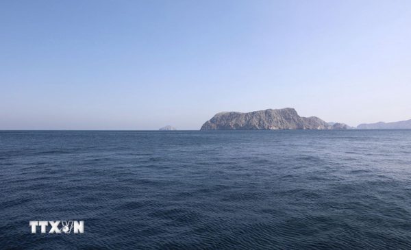 Iran trao đổi với một loạt nước về vấn đề eo biển Hormuz
