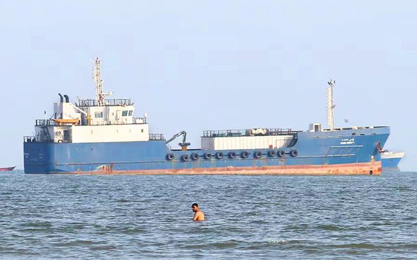 Iran tung chiến thuật mới ở Hormuz, quyết giữ giá dầu cao trước bầu cử giữa kỳ Mỹ