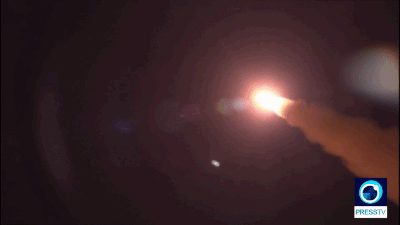 Iran tung video dội hỏa lực xuống mục tiêu quân sự Mỹ ở Jordan