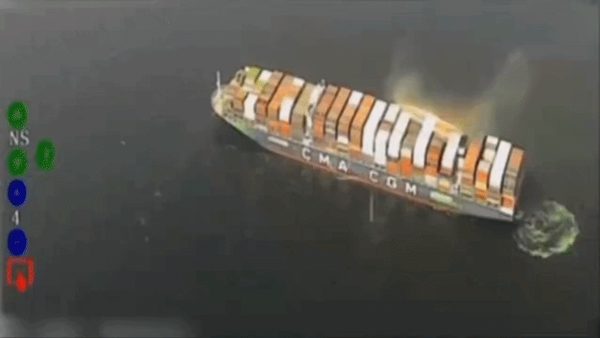 Iran tung video phô diễn hành động quyết liệt với tàu qua eo biển Hormuz