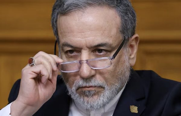 Iran tuyên bố sẵn sàng 'chiến tranh tận thế' với Mỹ