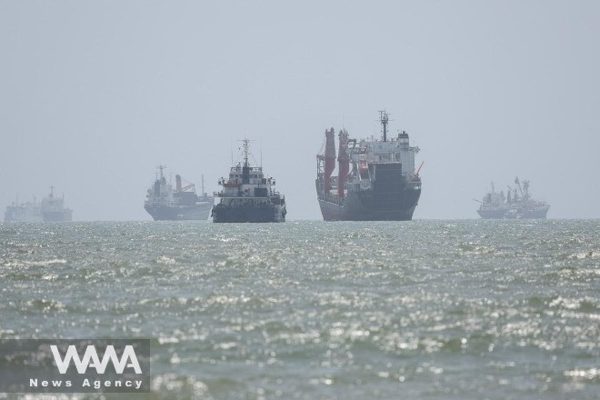 Iran xem xét cấm tàu Israel và các nước thù địch đi qua eo biển Hormuz