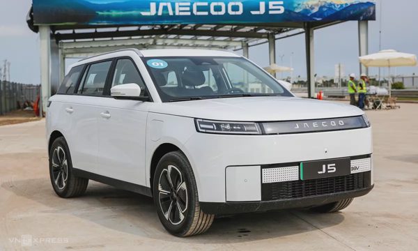 Jaecoo J5 khuyến mãi cao nhất hơn 140 triệu đồng