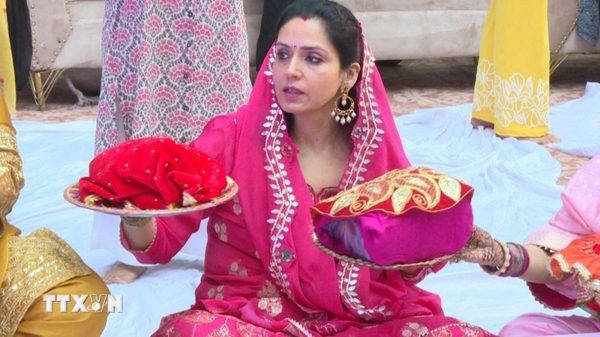 Karwa Chauth - Lễ hội tôn vinh tình yêu gia đình ở Ấn Độ