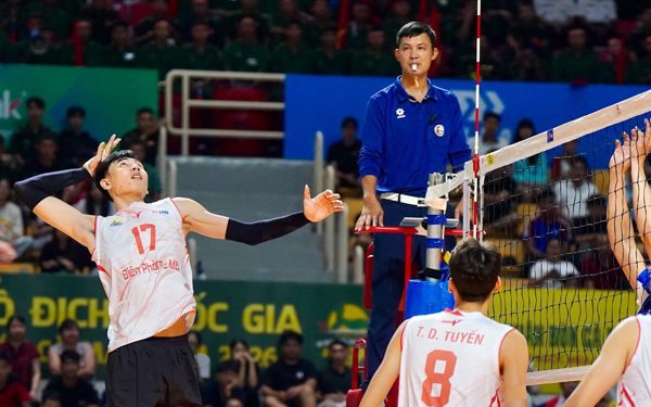 Kết quả và bảng xếp hạng Giải bóng chuyền nam vô địch quốc gia ngày 31-10