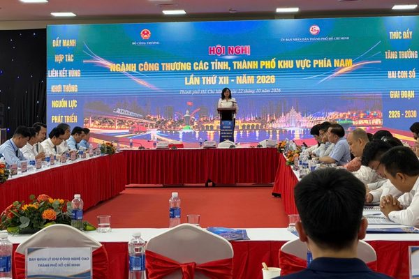 Kẹt xe, hạ tầng thiếu đồng bộ khiến chi phí logistics tăng cao