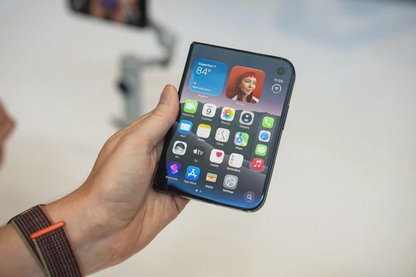 Khách mua iPhone Duo có thể phải chờ đến Tết Nguyên đán 2027 để nhận máy