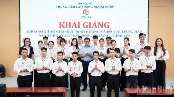 Khai giảng khóa đào tạo giáo dục định hướng và bổ túc tiếng Hàn cho lao động EPS