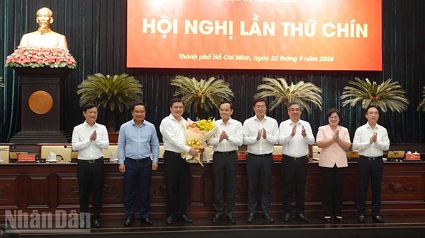Khai mạc Hội nghị Ban chấp hành Đảng bộ Thành phố Hồ Chí Minh lần thứ chín