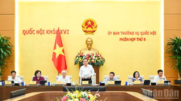 Khai mạc Phiên họp thứ 6 của Ủy ban Thường vụ Quốc hội