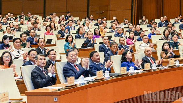 Khai mạc trọng thể Kỳ họp thứ hai, Quốc hội khóa XVI