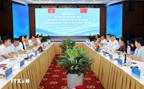 Khai thác tiềm năng, giá trị văn hóa để thúc đẩy du lịch xuyên biên giới Việt-Trung