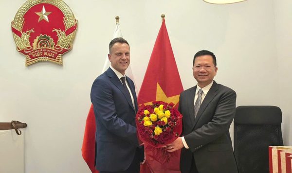 Khai trương Lãnh sự quán danh dự Việt Nam tại thành phố Krakow, Ba Lan