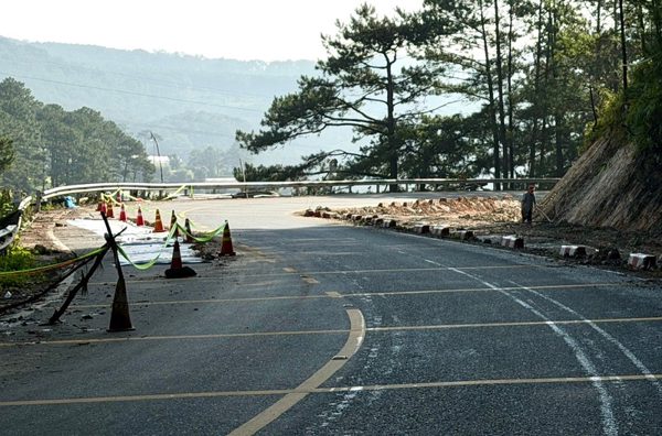 Khẩn cấp mở rộng đèo Mimosa qua điểm sạt lở