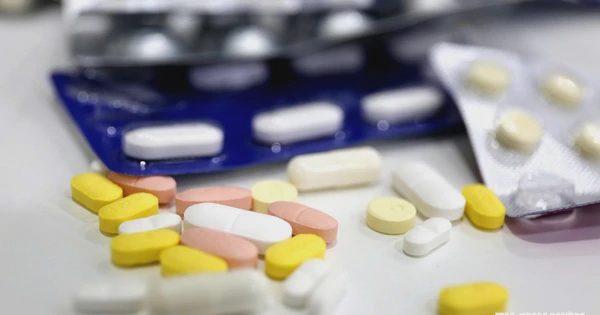 Kháng sinh có thể gây tổn hại lợi khuẩn đường ruột