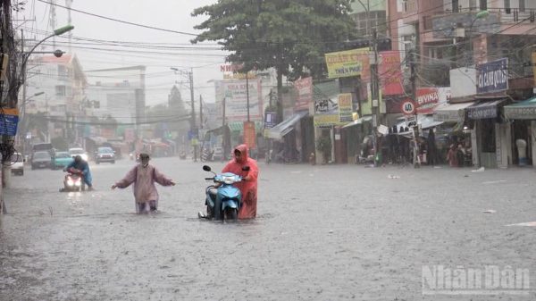 Khánh Hòa chủ động ứng phó mưa lớn, lũ quét và sạt lở đất