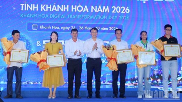 Khánh Hòa đẩy mạnh chuyển đổi số ngành y tế
