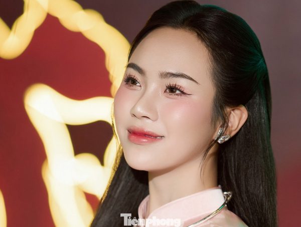 Khánh Ly hai lần 'từ mặt' ca sĩ Ngọc Anh