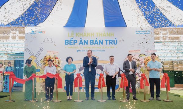 Khánh thành bếp ăn bán trú cho hơn 400 học sinh tiểu học ở Tây Ninh