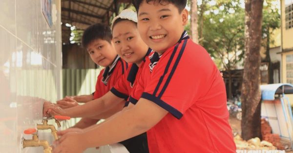 Khánh thành nhà vệ sinh, xóa cảnh học sinh phải nín nhịn đi vệ sinh