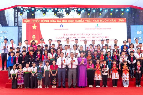 Khánh thành trường phổ thông nội trú Tiểu học và THCS Petrovietnam - Phong Thổ