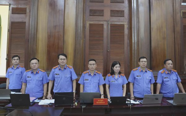 Khi chứng cứ 'lên tiếng', bị cáo từ kêu oan đến xin giảm án tại tòa trong vụ án ma túy VN10