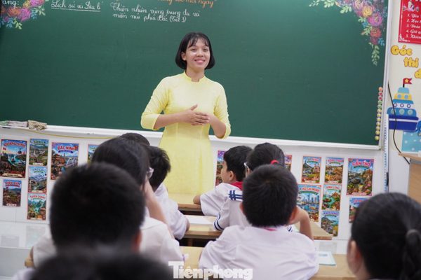 Khi hiệu phó về làm giáo viên - Bài 1: Trở lại nơi bắt đầu