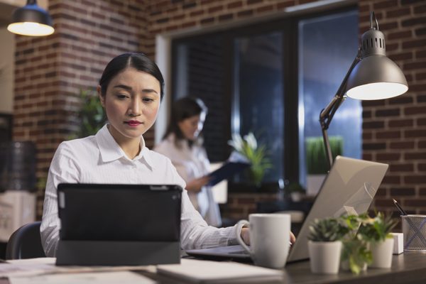 Khi nào doanh nghiệp phải trả tiền phép năm chưa nghỉ của nhân viên?