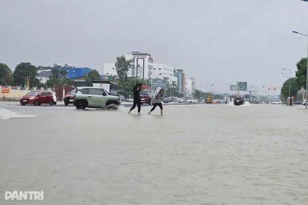 Khi nào đợt mưa lớn ở miền Trung kết thúc?