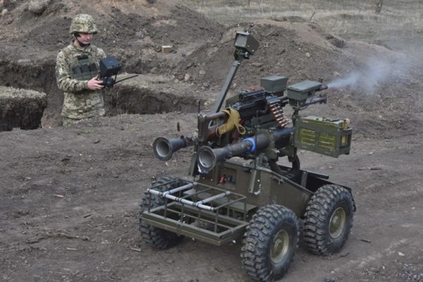 Khi robot tung hoành chiến địa -  Kỳ 1: Phá công sự bằng xe Goliath chở thuốc nổ