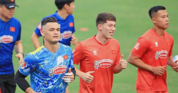 Khoa Ngô, Williams Minh Hoàng và Adou Minh rạng rỡ ra mắt đội tuyển Việt Nam, Hoàng Đức tập riêng
