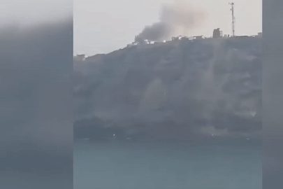 Khoảnh khắc nhóm thân Iran tấn công dinh tổng thống ở Yemen