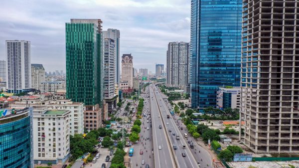 'Khốc liệt' văn phòng Hà Nội