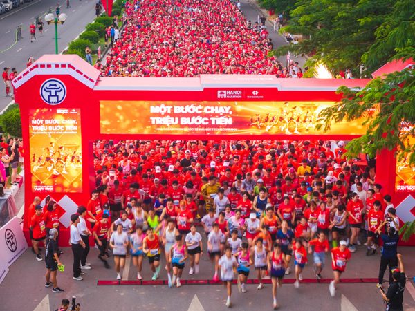 Khởi động giải Marathon Quốc tế Thành phố Hồ Chí Minh Techcombank mùa thứ 9